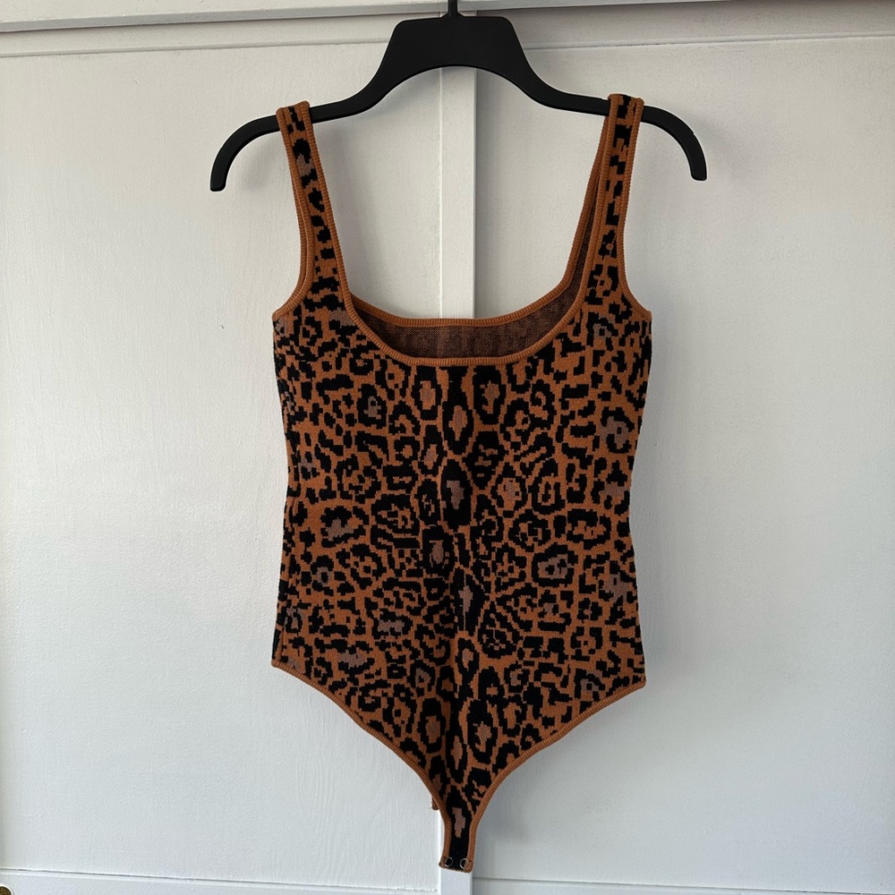 House of Harlow x REVOLVE Safari Bodysuit - Picture 2 of 6